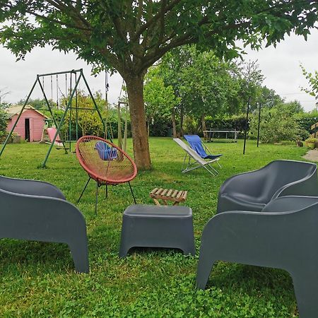 Gîte les petits chemins Ledeuix Extérieur photo