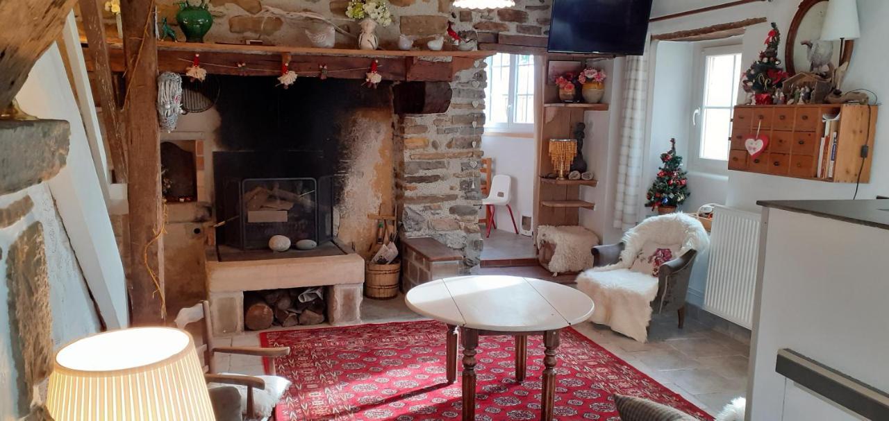 Gîte les petits chemins Ledeuix Extérieur photo