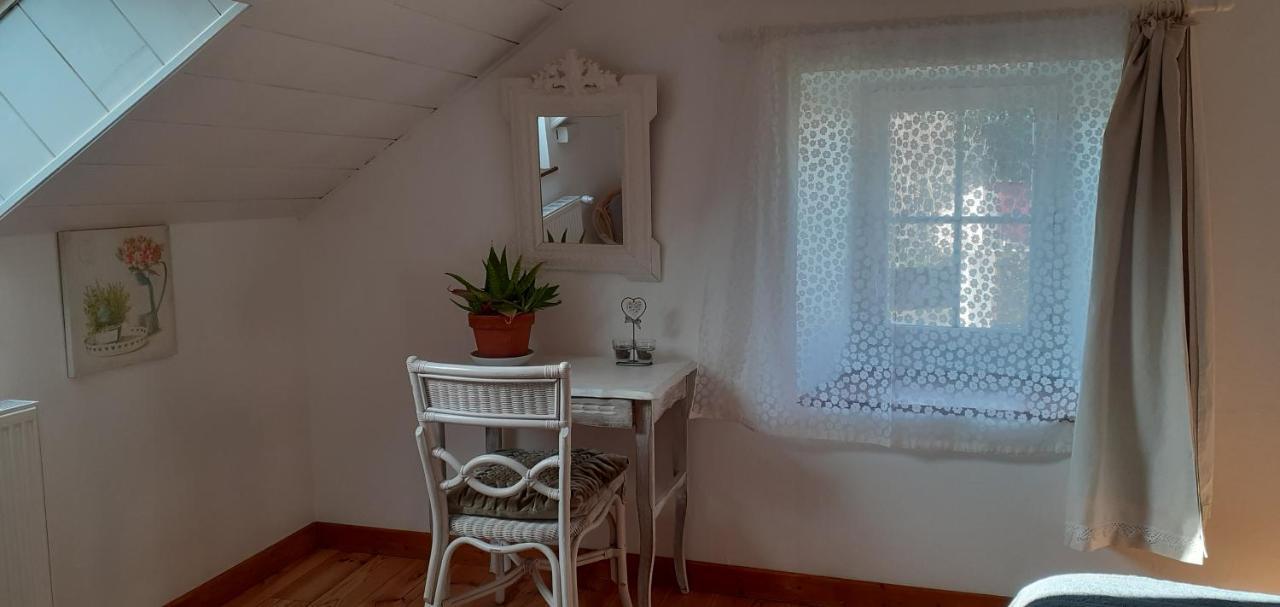 Gîte les petits chemins Ledeuix Extérieur photo