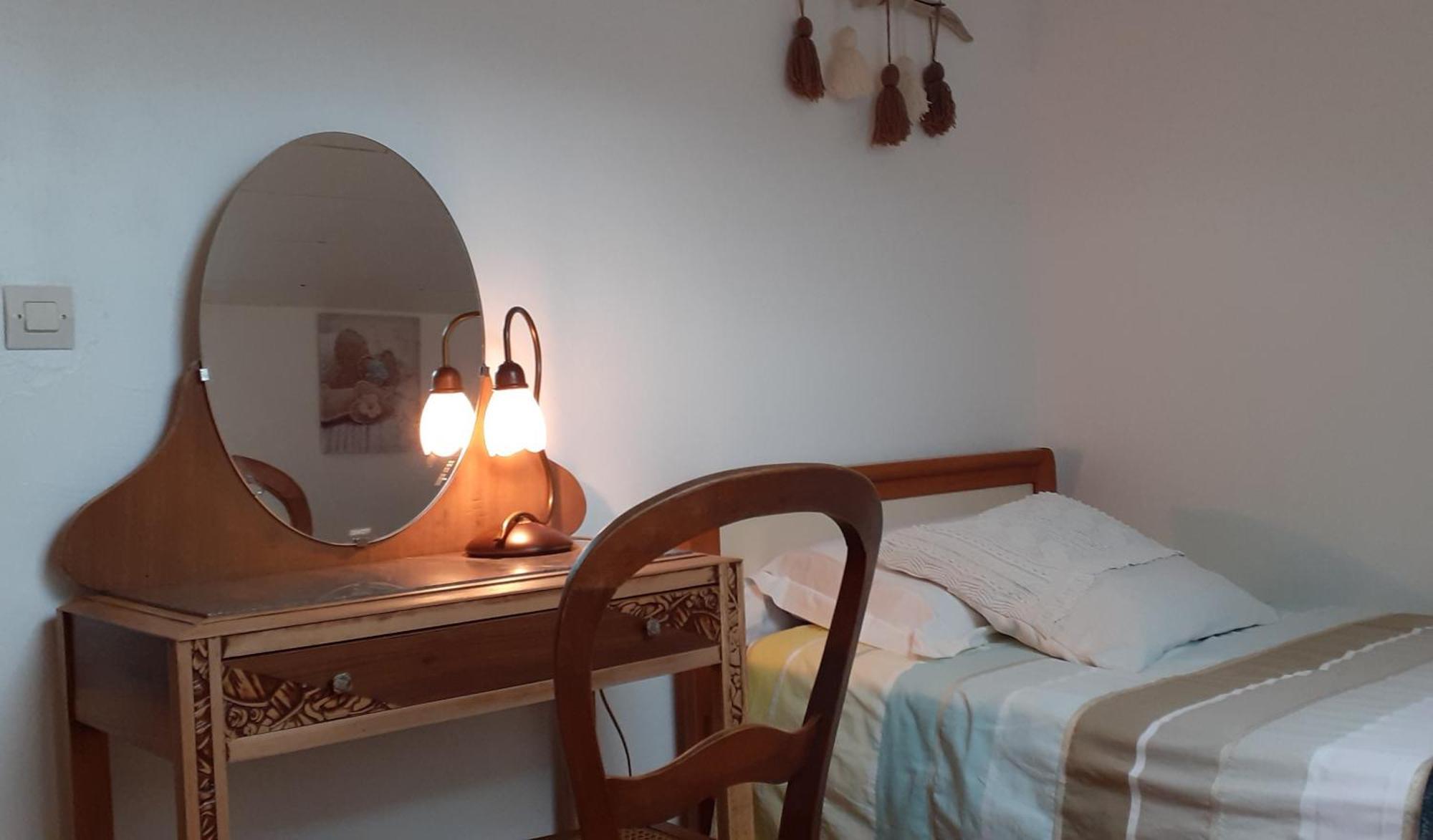 Gîte les petits chemins Ledeuix Extérieur photo